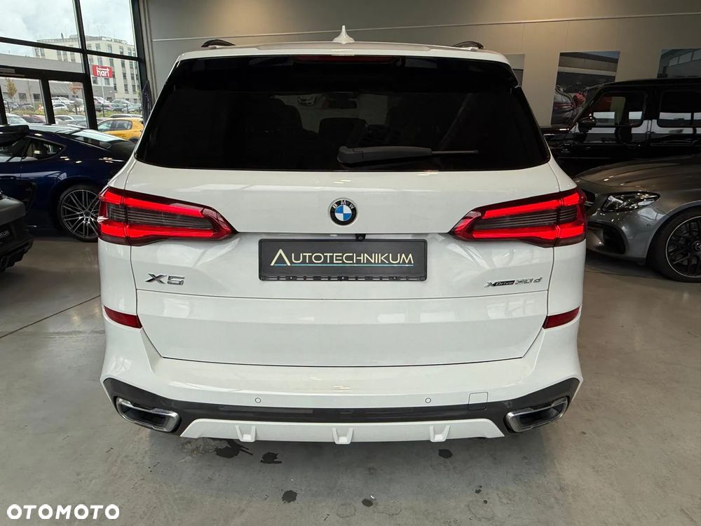 BMW X5 xDrive30d sport - 28