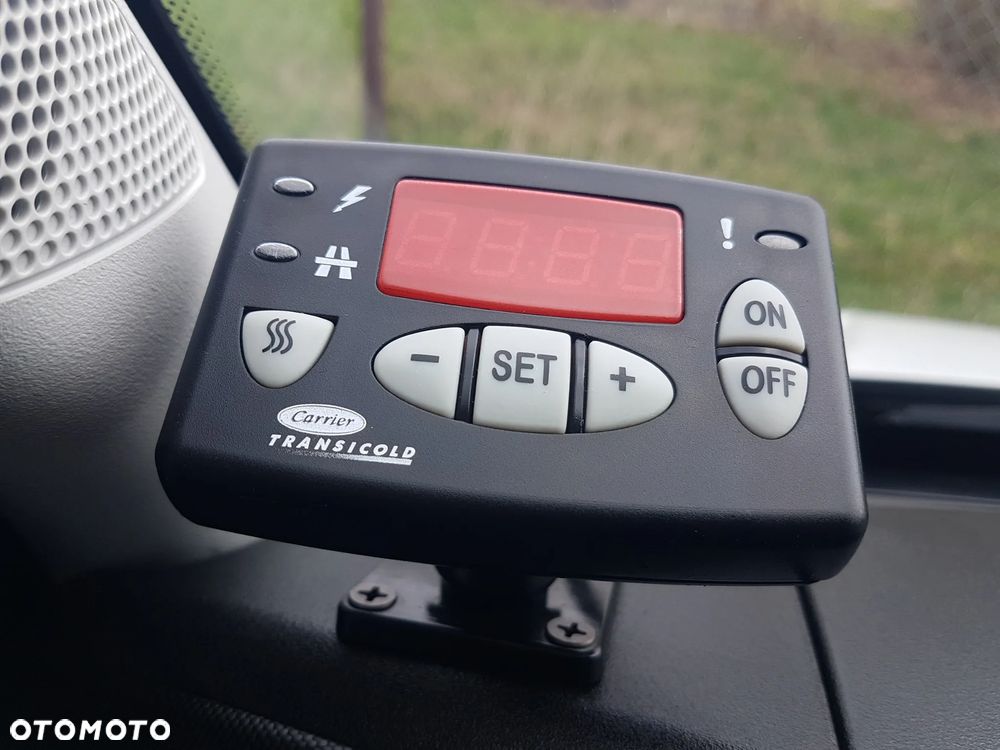 Iveco DAILY 35S16 CHŁODNIA 6EP MROŹNIA IZOTERMA GRZANIE AGREGAT CARRIER XARIOS 5 ZASILANIE Z SILNIKA + ELEKTRYCZNE - 32