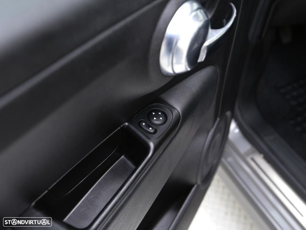 Fiat 500 1.0 Hybrid Connect - 13