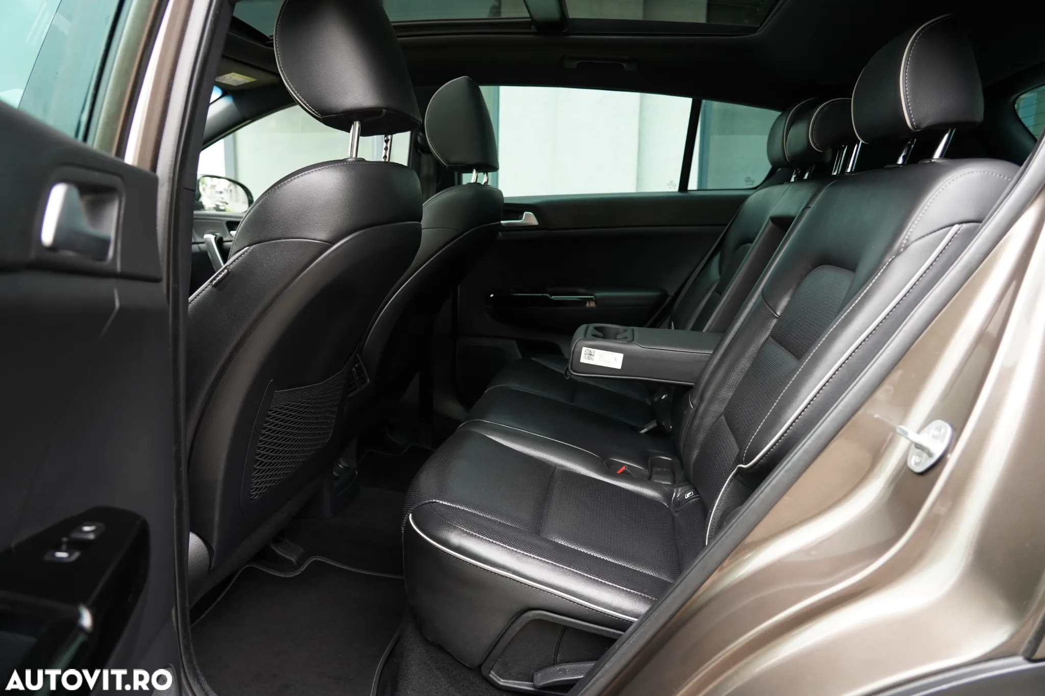 Kia Sportage 2,0 CRDI AWD Aut. GT Line - 7