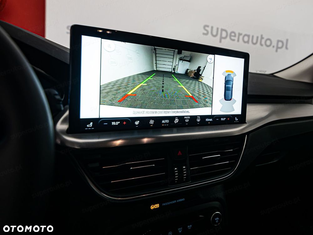 Ford Focus SW 1.5 EcoBlue Titanium X - 16