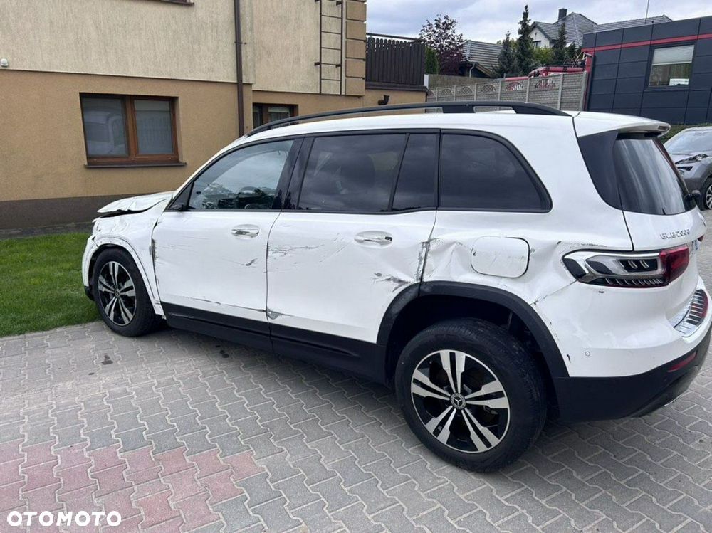 Mercedes-Benz GLB - 3