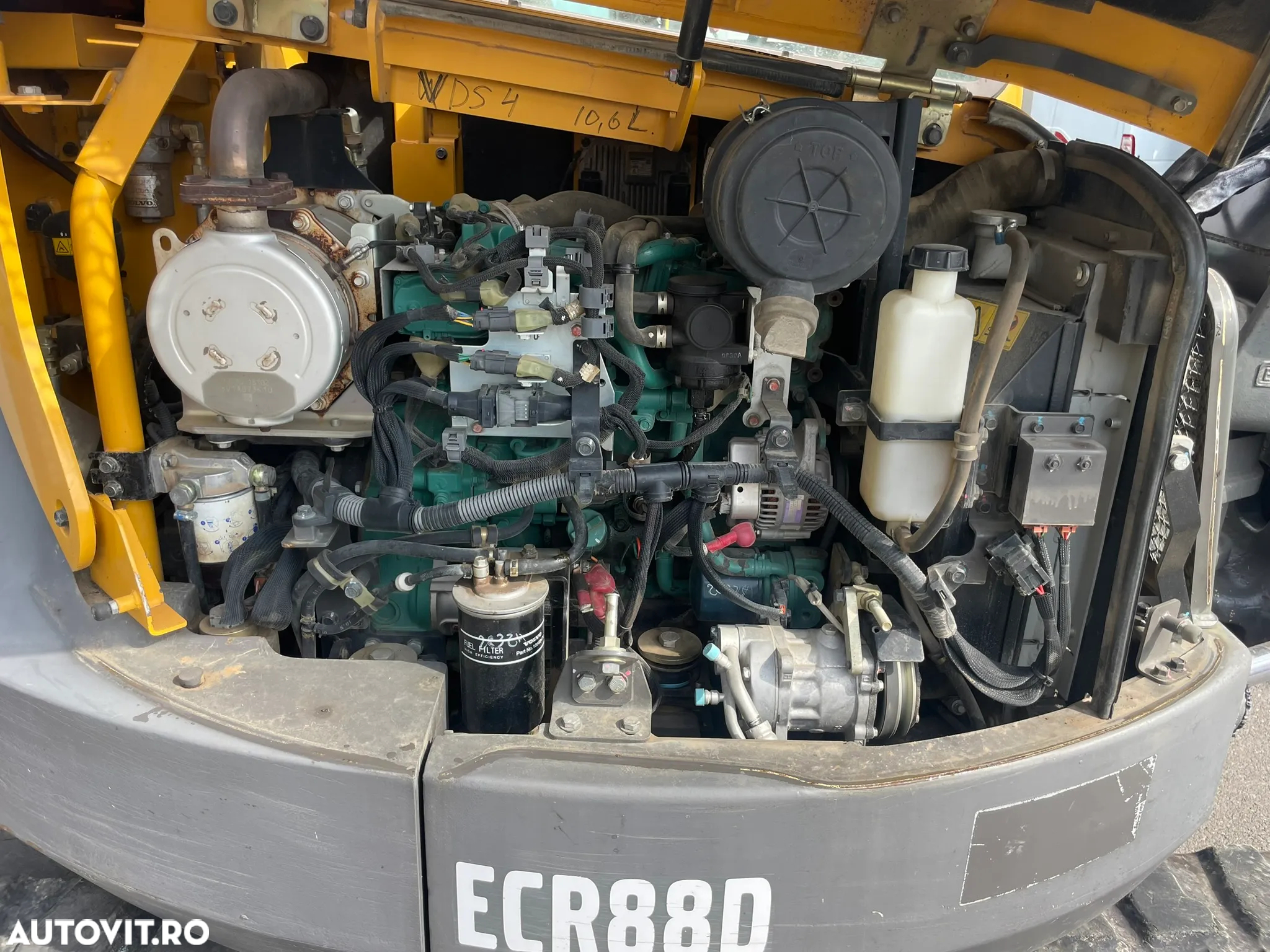 Volvo ECR88D - 11
