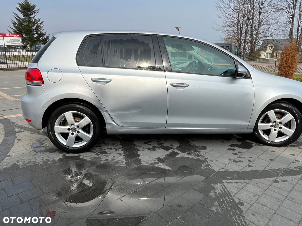 Volkswagen Golf - 14