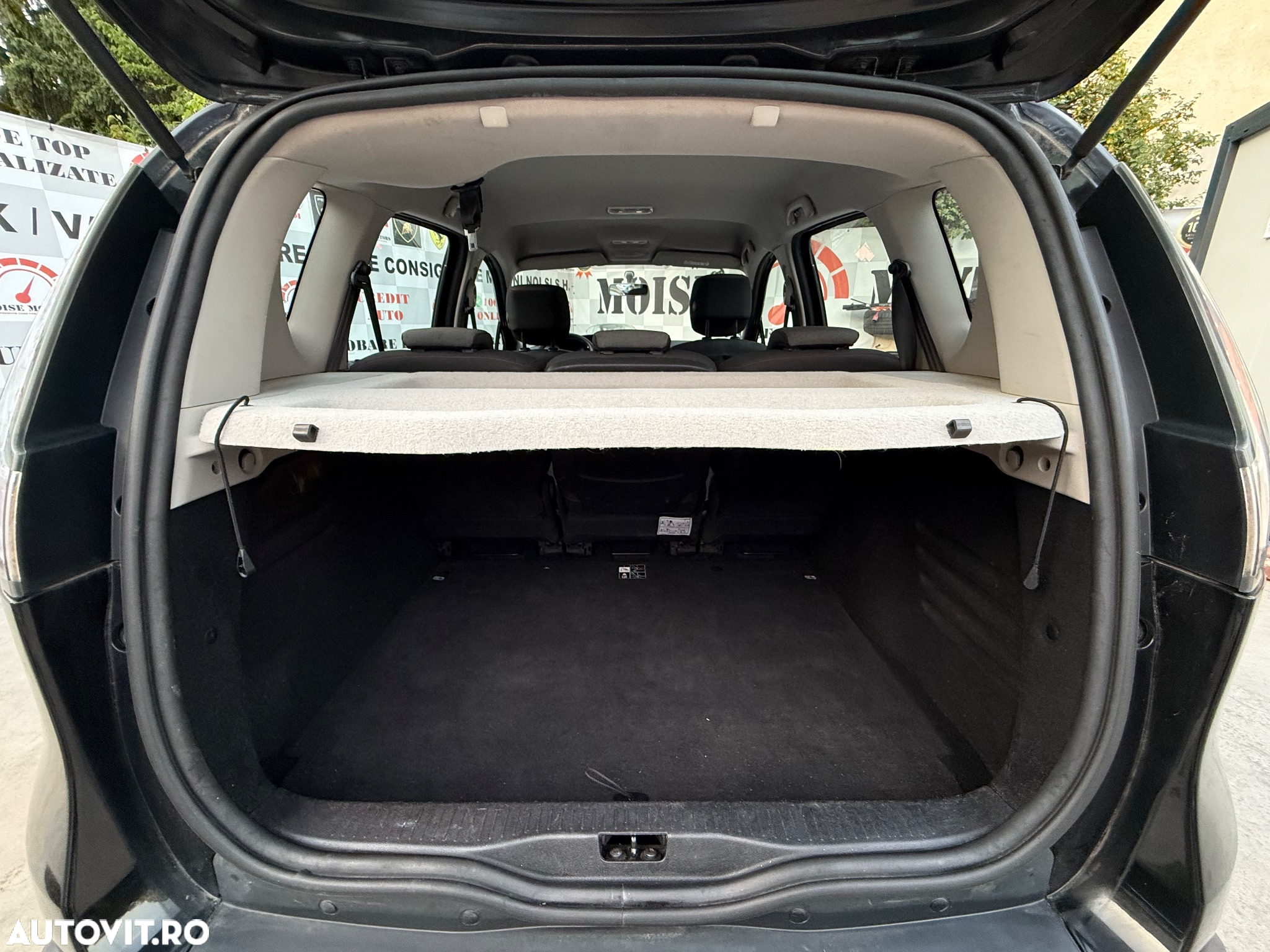 Renault Scenic ENERGY dCi 110 LIMITED - 11