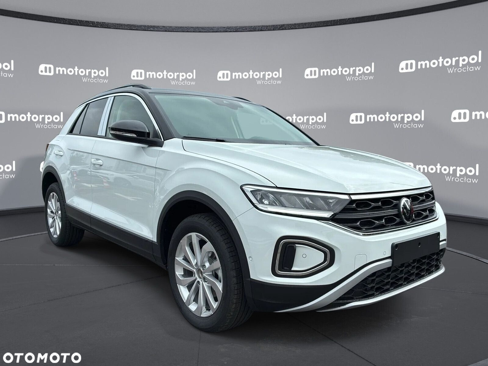 Volkswagen T-Roc - 12