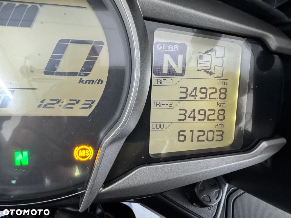 Yamaha FJR - 11