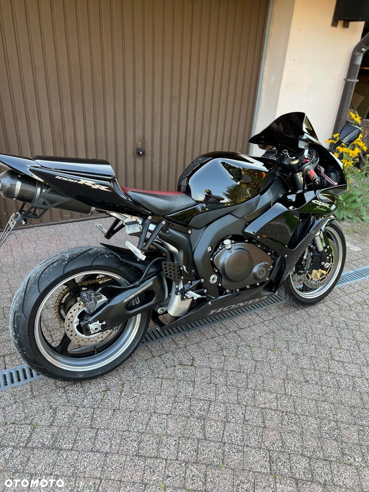 Honda CBR - 3