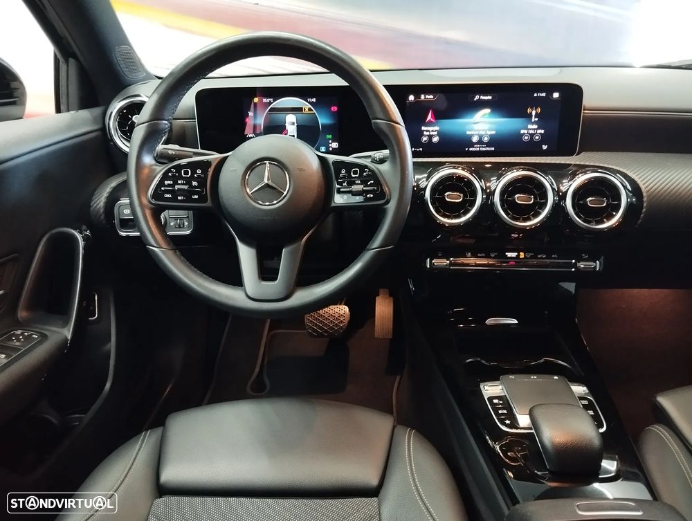 Mercedes-Benz A 180 Limousine d Style Aut. - 11