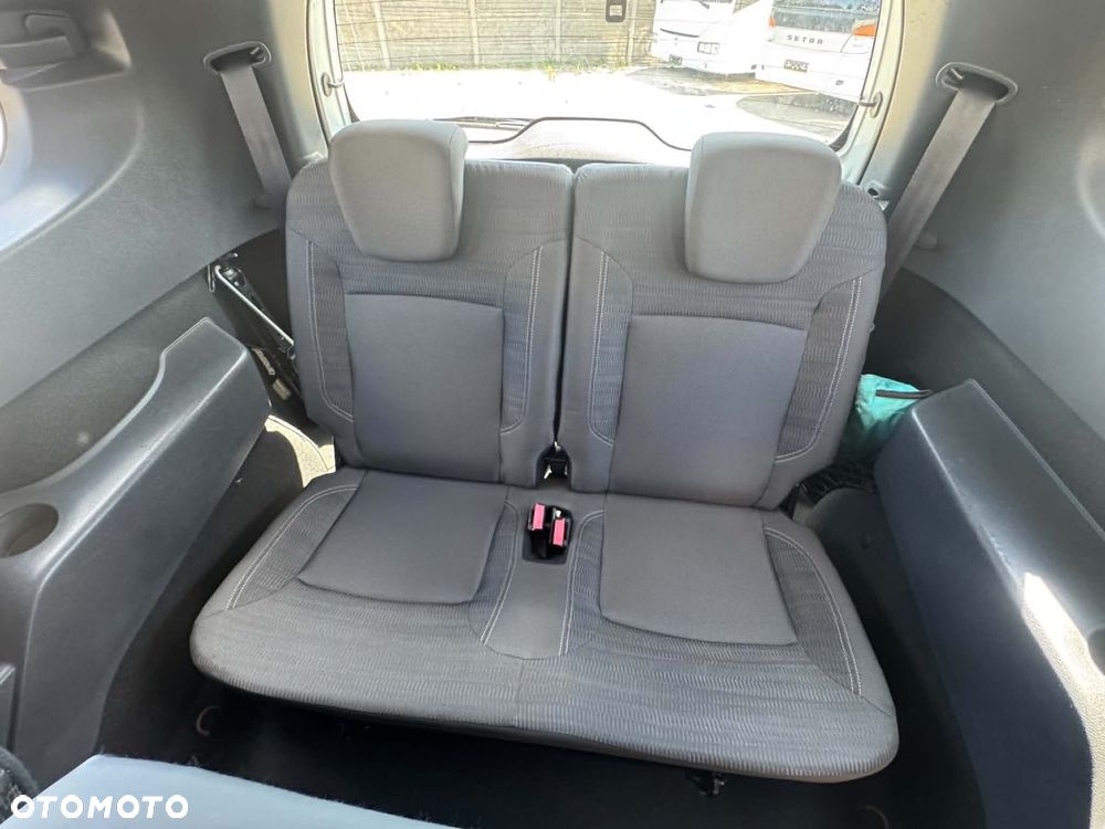 Dacia Lodgy dCi 90 Ambiance - 15