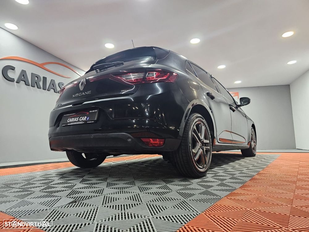 Renault Mégane 1.5 Blue dCi Intens - 8