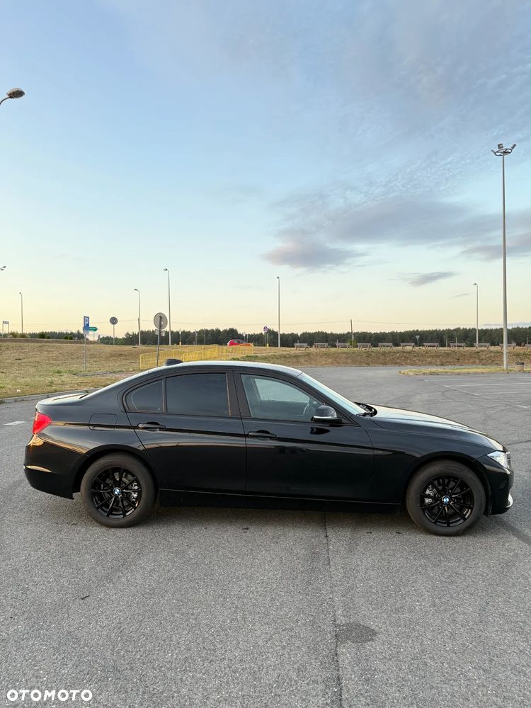 BMW Seria 3 320d - 7