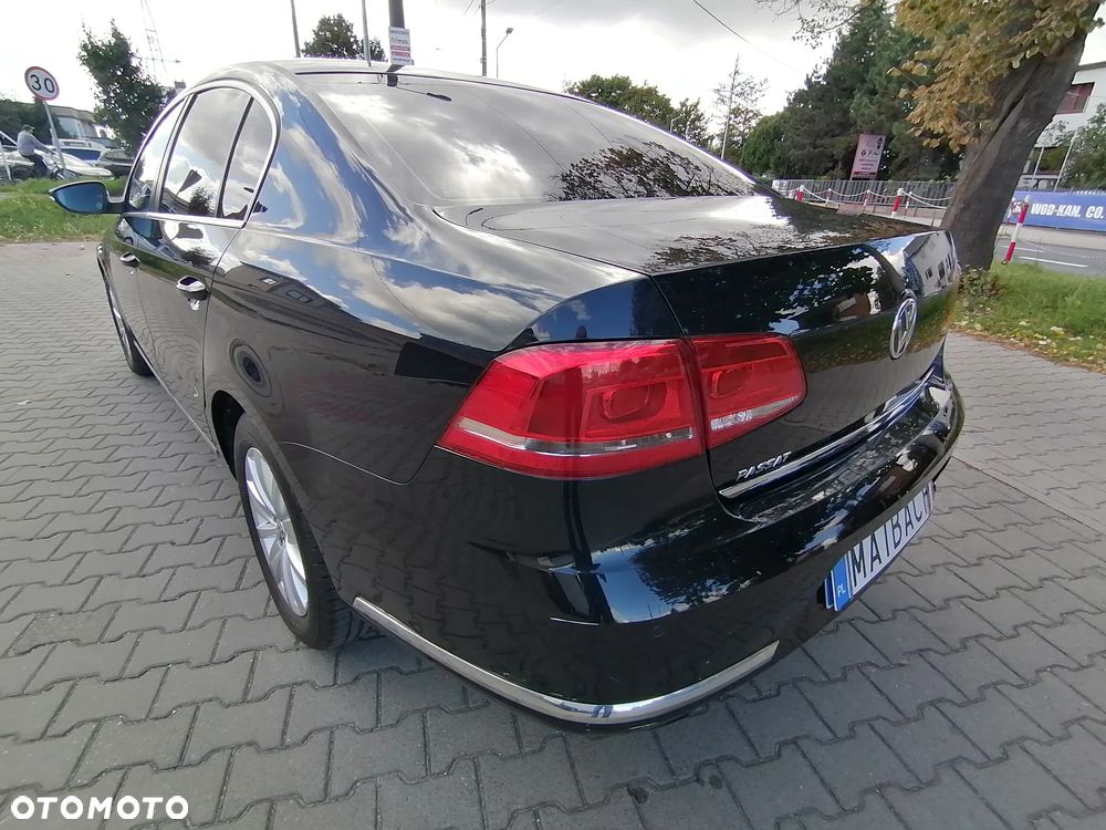 Volkswagen Passat 1.4 TSI BMT Comfortline - 11