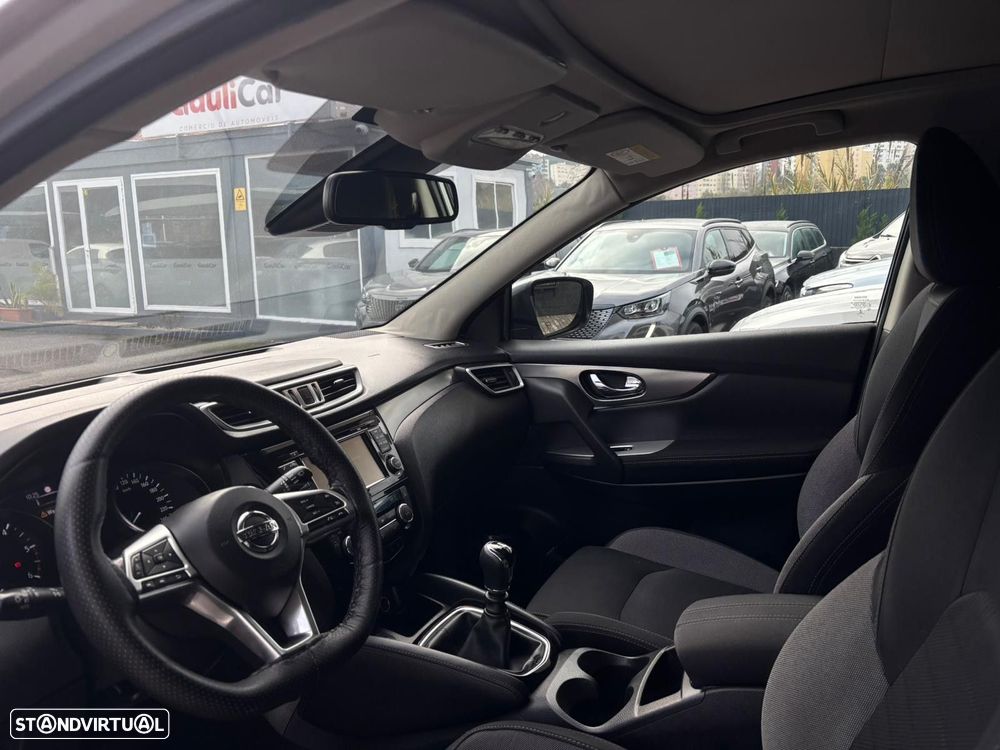 Nissan Qashqai 1.5 dCi N-Connecta - 17