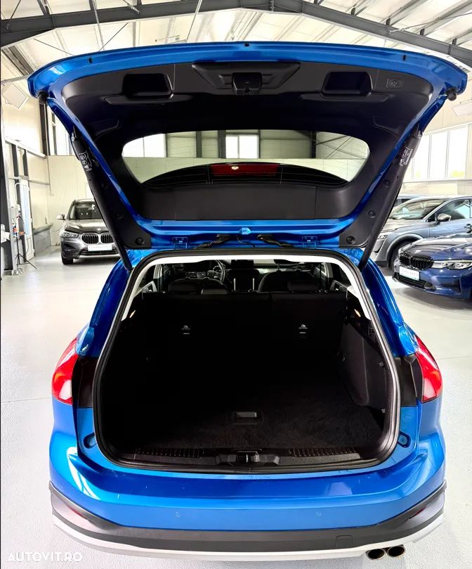 Ford Focus 1.5 EcoBoost ST-Line - 13