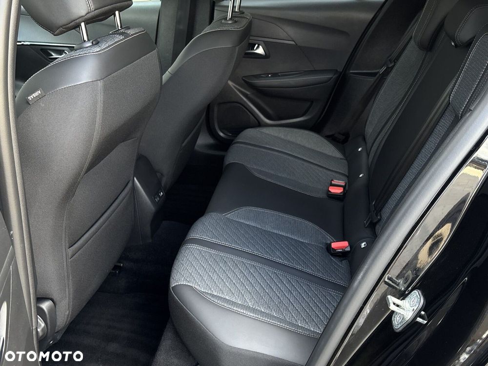 Peugeot 208 1.2 PureTech Allure S&S EAT8 - 11