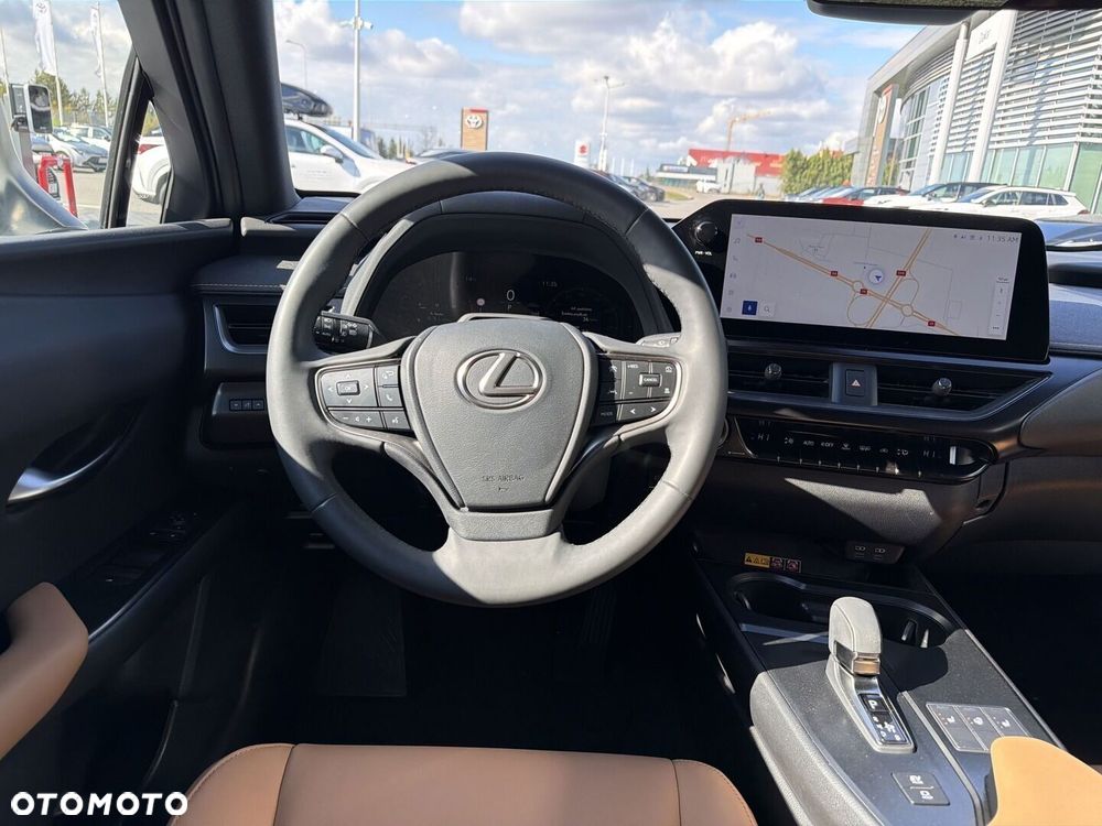 Lexus UX 300h F Sport Design - 16