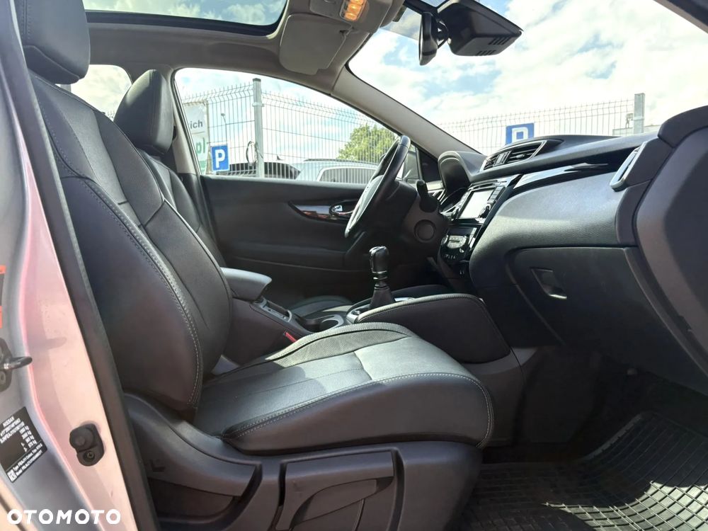 Nissan Qashqai 1.2 DIG-T Tekna+ - 28