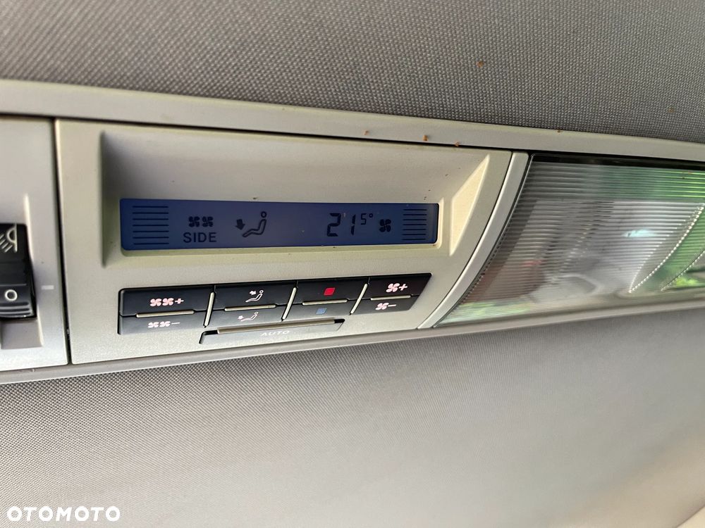 Volkswagen Multivan TDI L1 Highline - 21