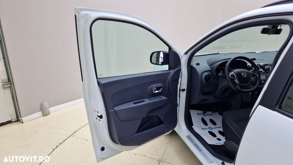Dacia Lodgy 1.5 Blue dCi Laureate - 12