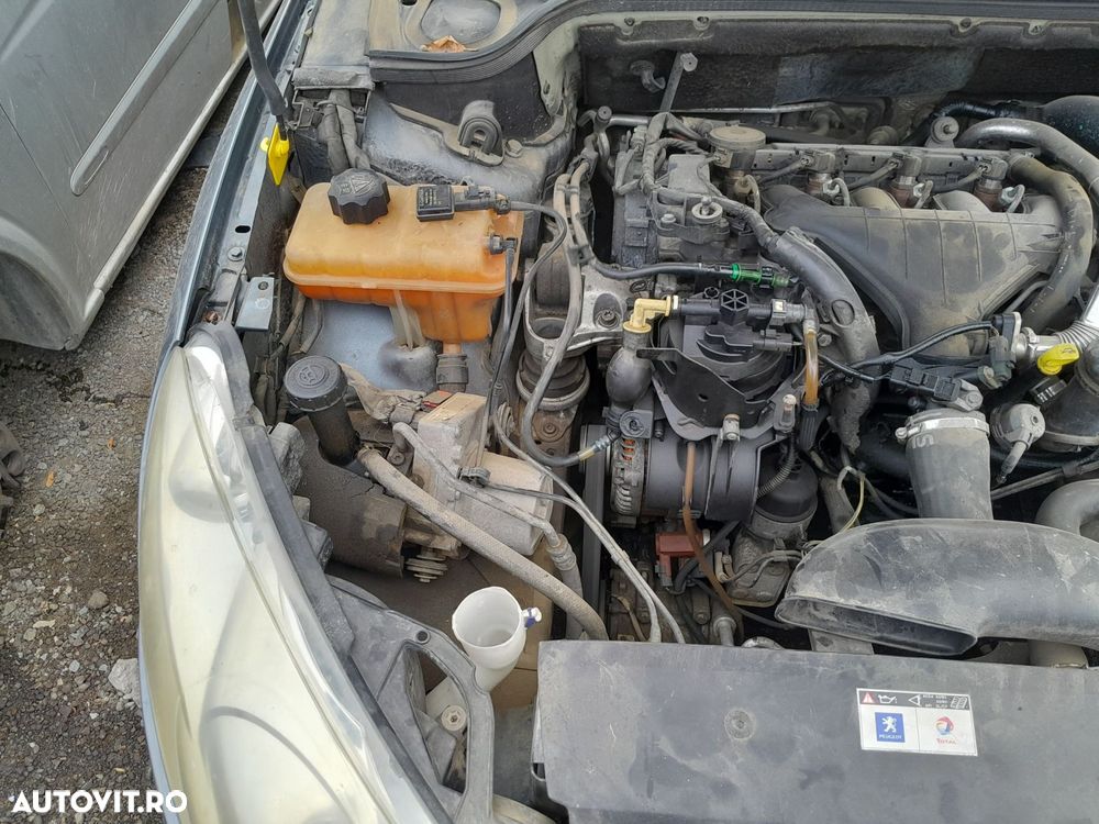 Dezmembrari  Peugeot 407  2004  > 0000 2.0 HDi Motorina - 3