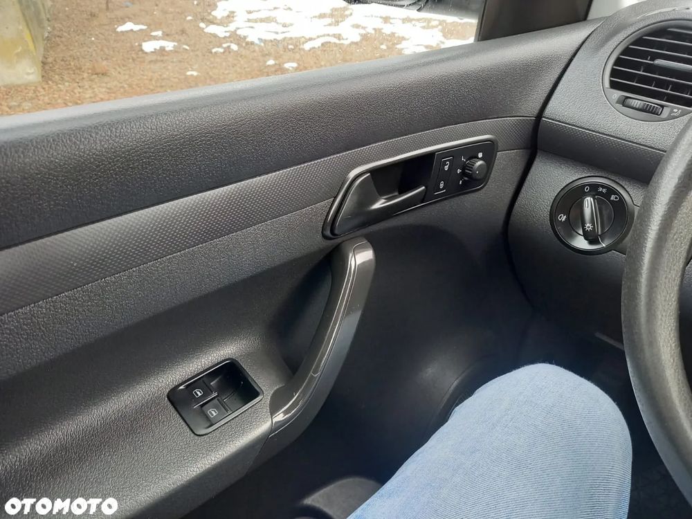 Volkswagen Caddy Maxi Comfortline - 8