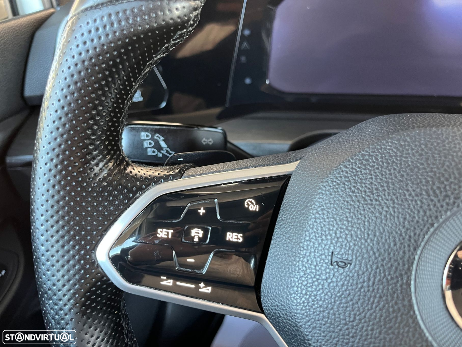 VW Golf 1.4 TSI GTE DSG - 23