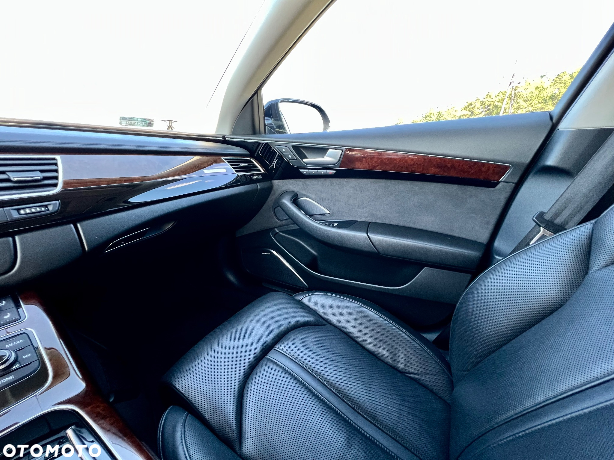 Audi A8 4.2 TDI L Quattro - 26