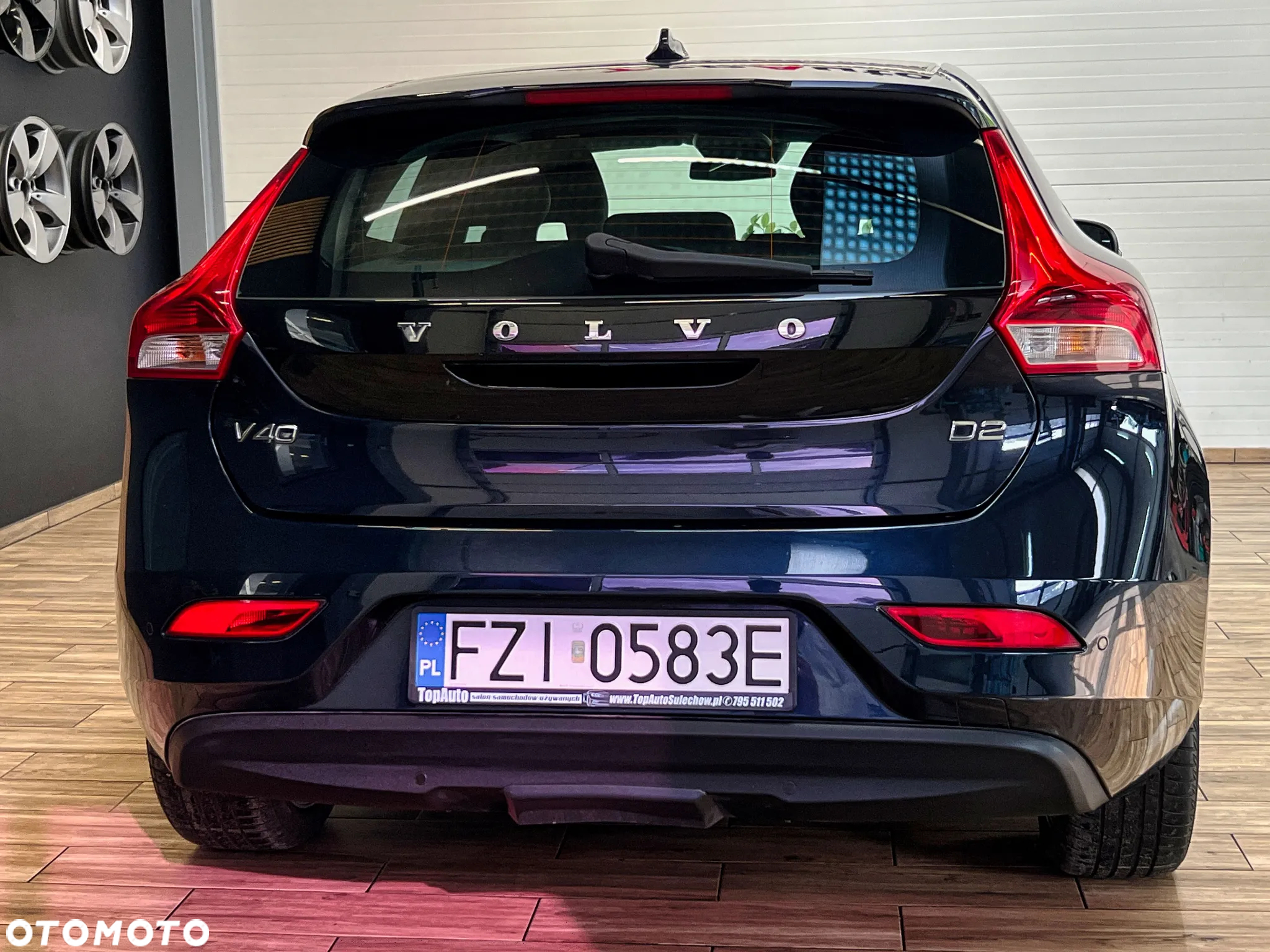 Volvo V40 D2 Drive-E Momentum - 7