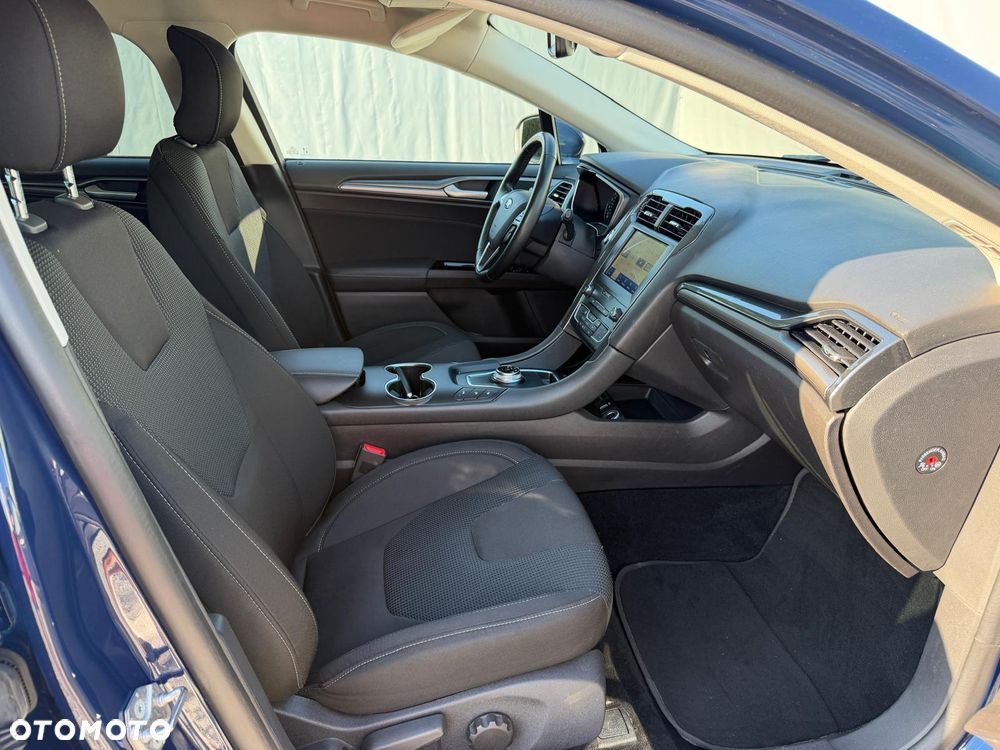 Ford Mondeo 2.0 TDCi Ambiente Plus PowerShift - 22