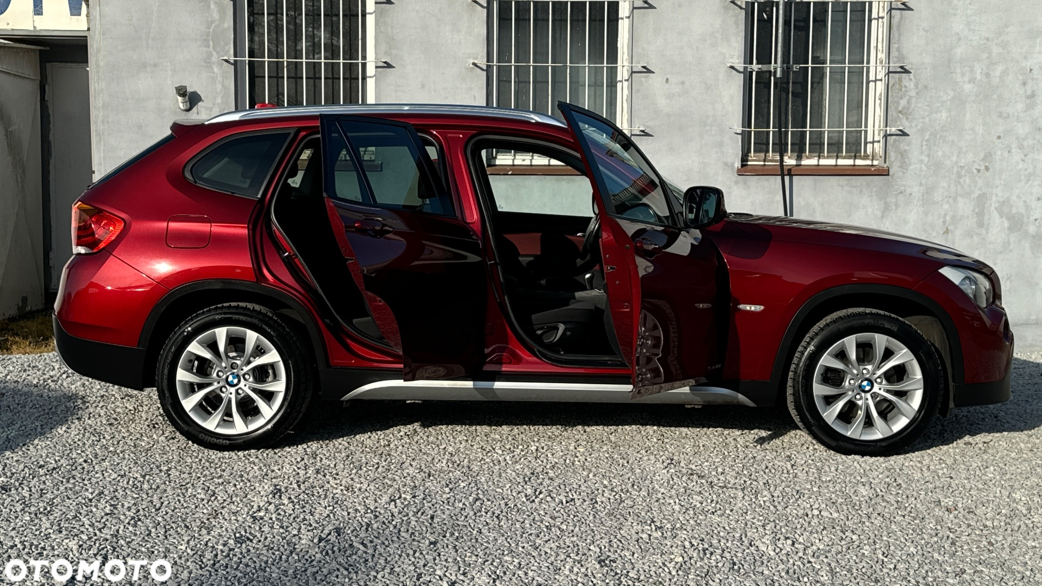 BMW X1 sDrive18i Sport Line - 11