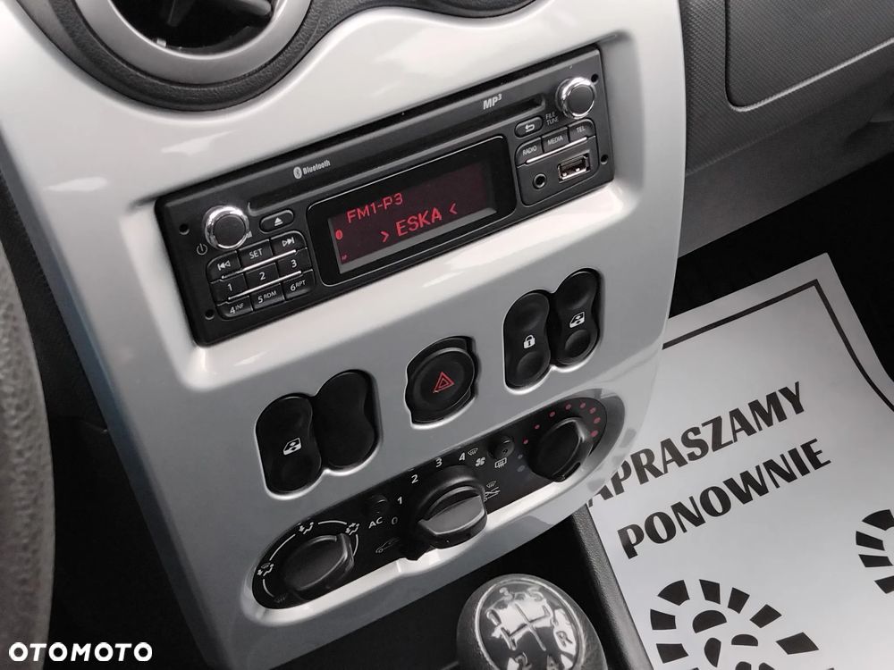 Dacia Sandero - 10