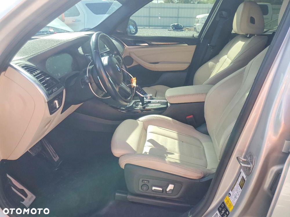 BMW X3 - 8