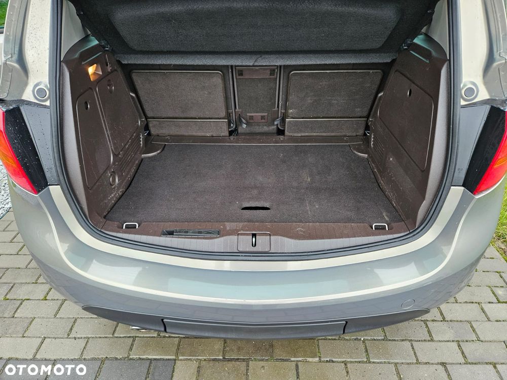 Opel Meriva - 8