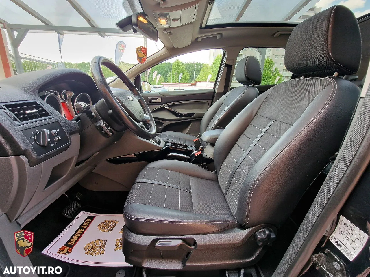 Ford Kuga 2.0 TDCi 4x4 Aut. Trend - 6