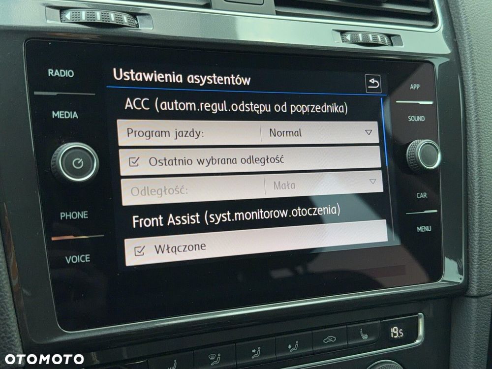 Volkswagen Golf Variant 1.5 TSI BMT Evo Comfortline - 26