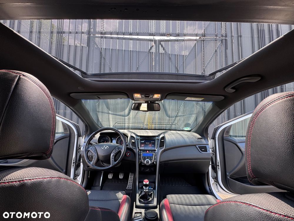 Hyundai i30 1.6 GDI Turbo Luxury - 35