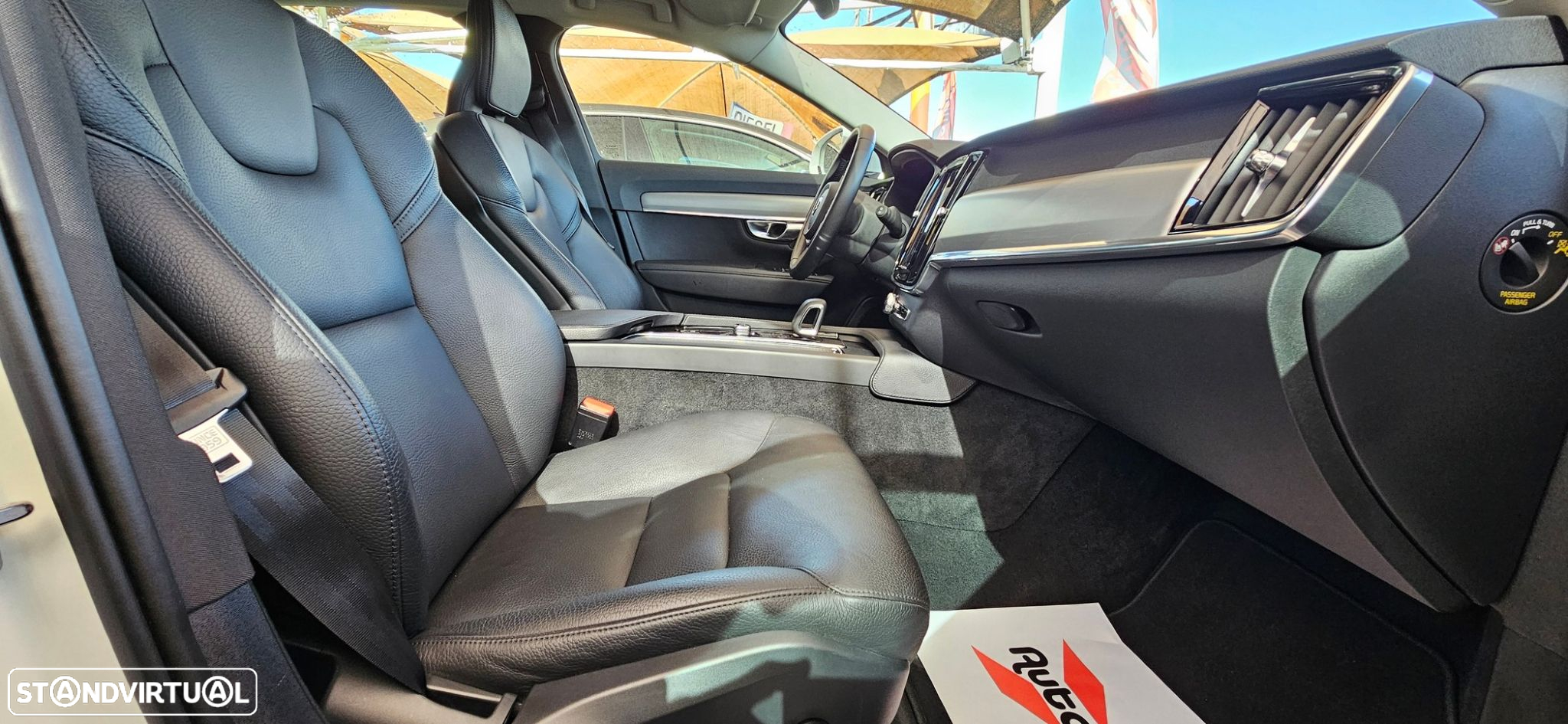 Volvo V90 2.0 B4 Momentum Plus Geartronic - 8
