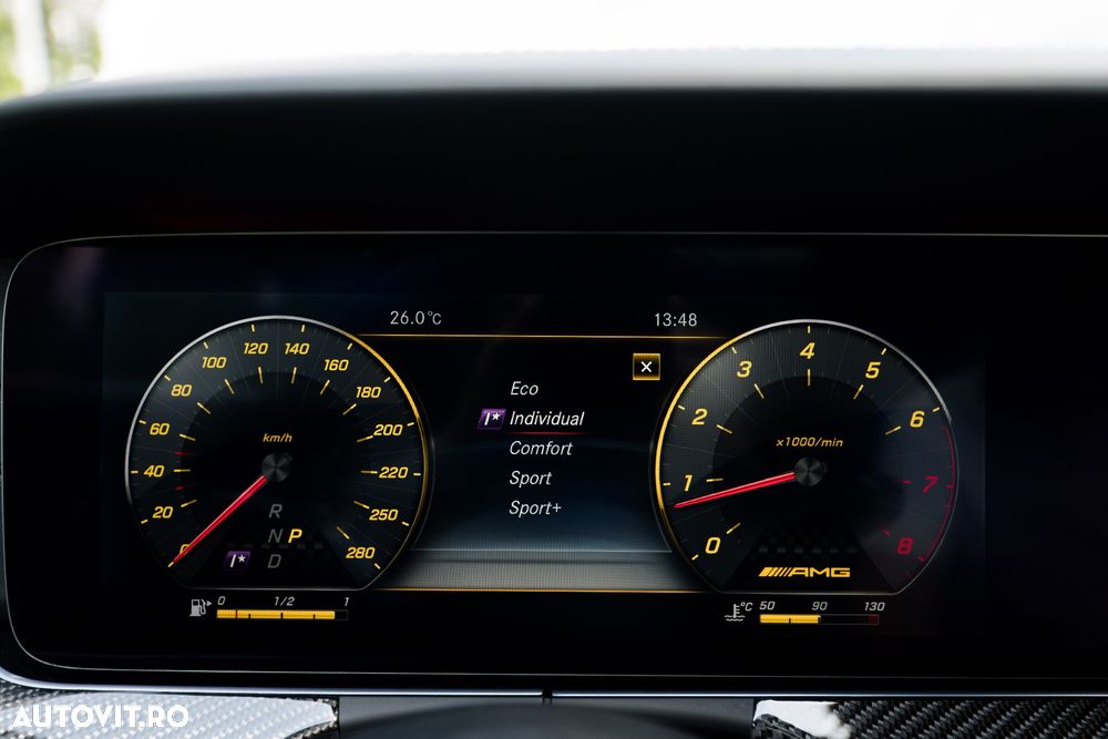 Mercedes-Benz E - 18