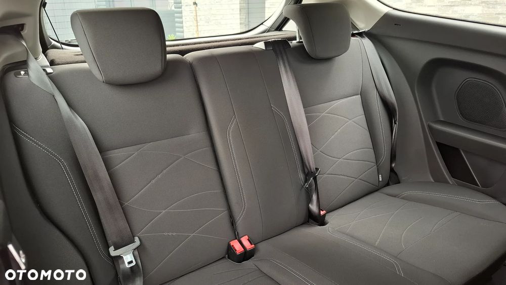 Ford Fiesta 1.25 Ambiente EU5 - 27