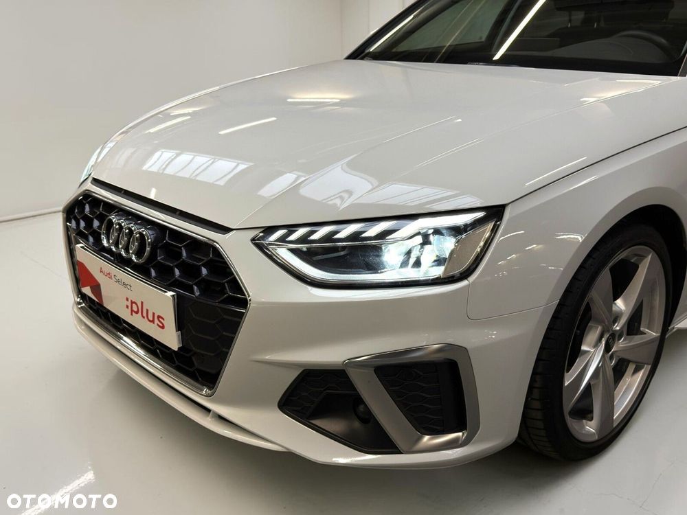Audi A4 Limousine - 16