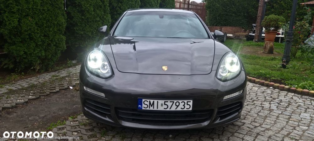 Porsche Panamera - 5