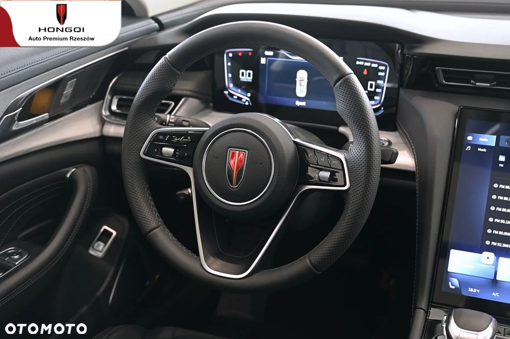 Hongqi H5 - 17