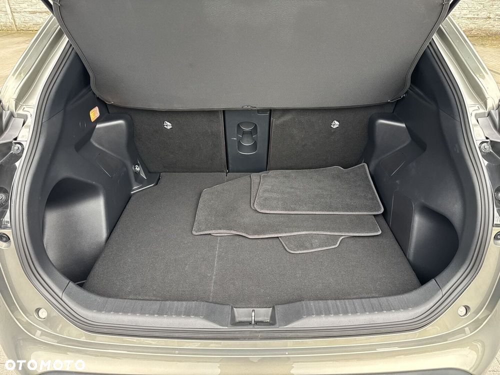 Toyota Yaris Cross Hybrid 1.5 Style - 18
