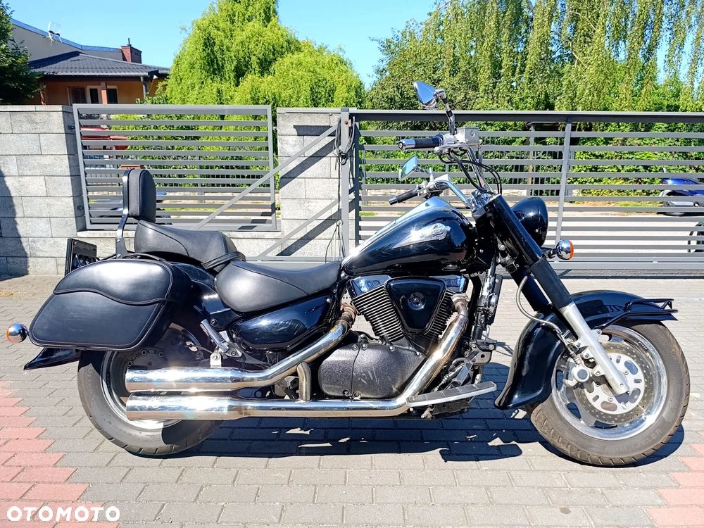Suzuki Intruder - 2
