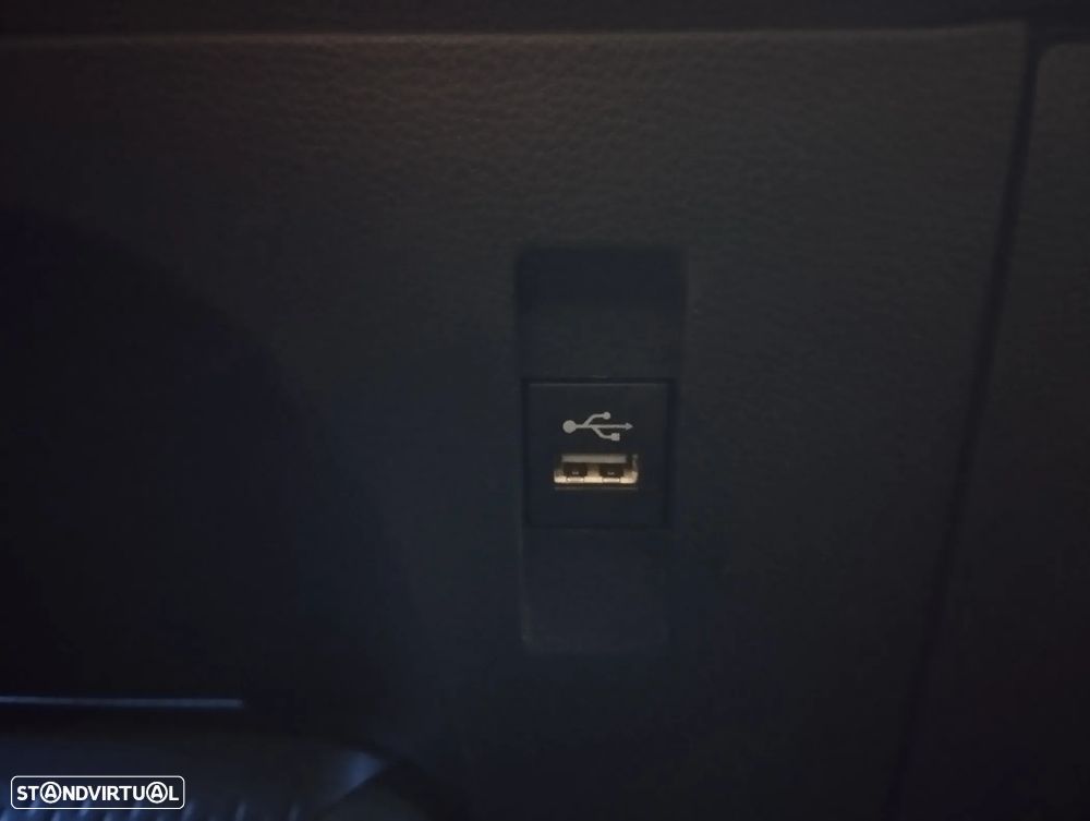 Toyota Corolla 1.8 Hybrid Comfort+P.Sport - 34