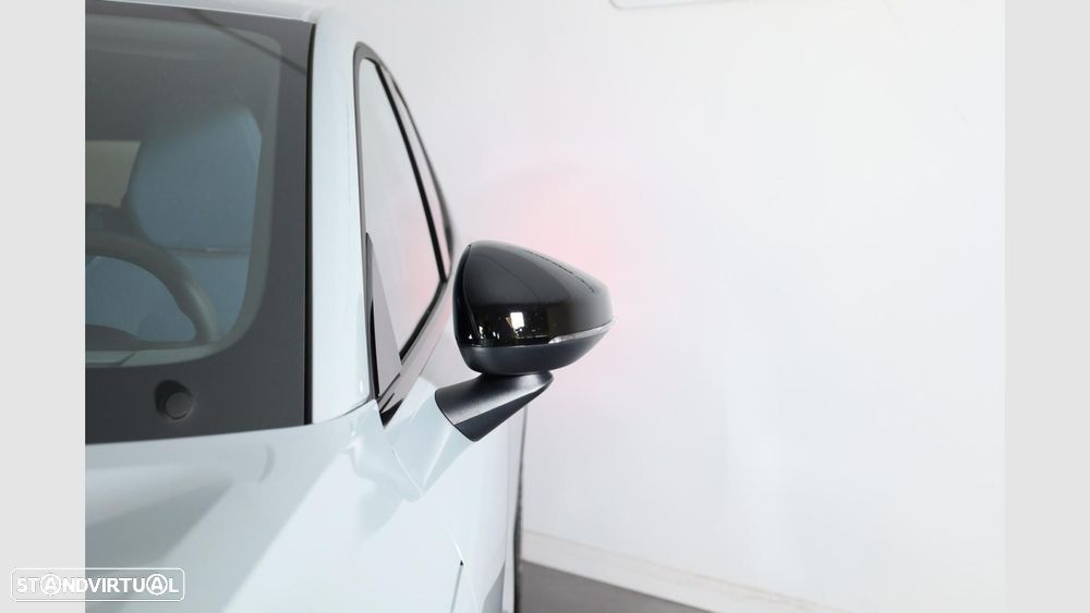 Volvo EX30 51 kWh Single Motor Plus - 8