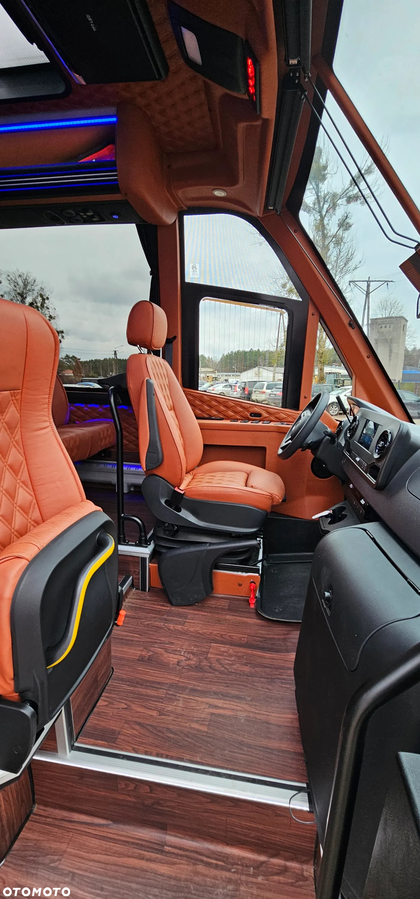 Mercedes-Benz Sprinter 519 - 8
