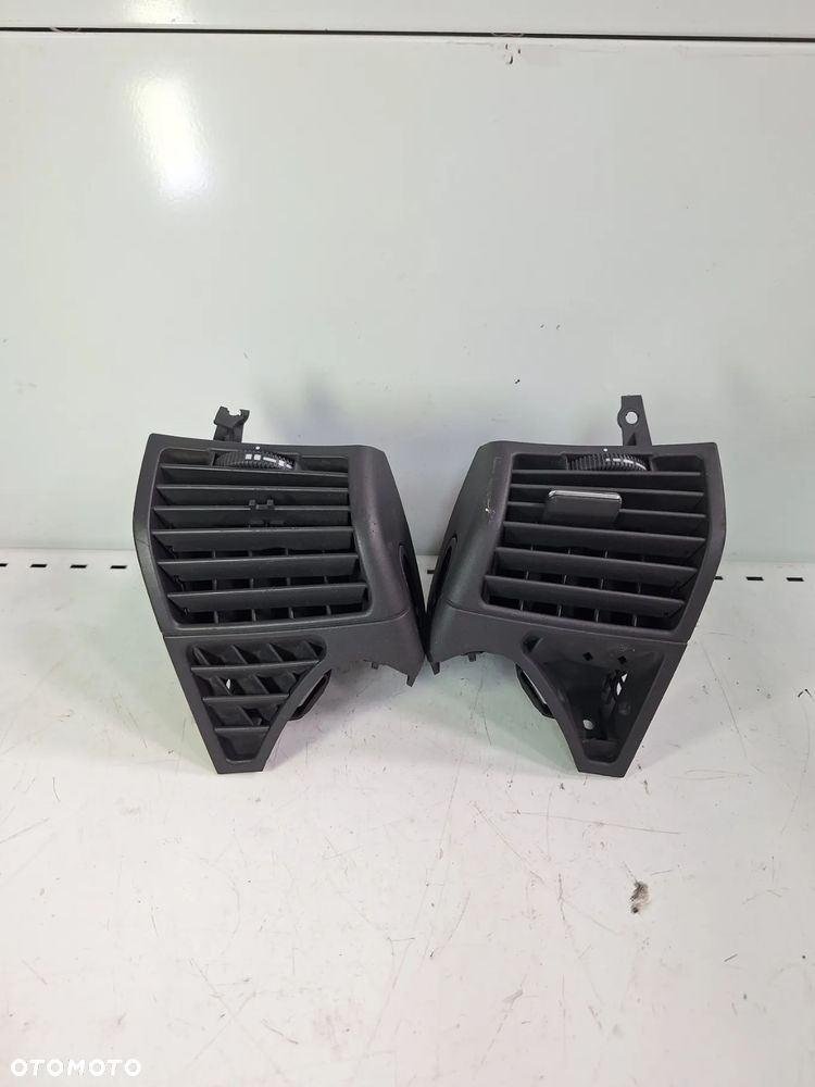 kratka nawiewu konsoli lewa lub prawa 2208300254   2208300154 mercedes s w220   (43/8)  (43/7) - 1