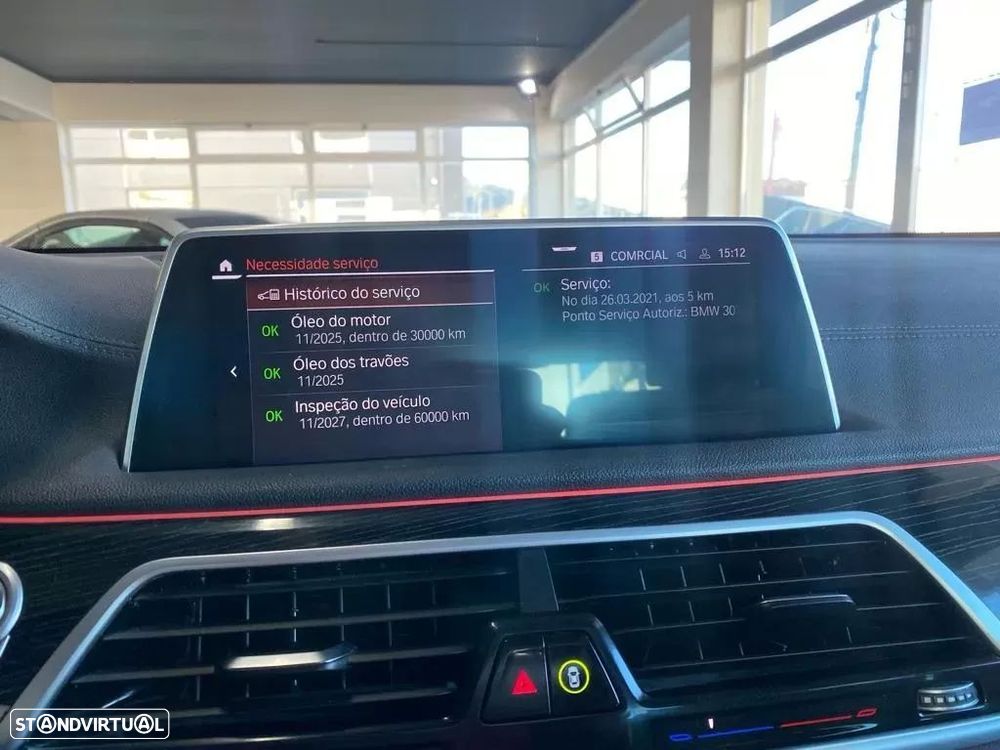 BMW 740 d xDrive Pack M Auto - 32